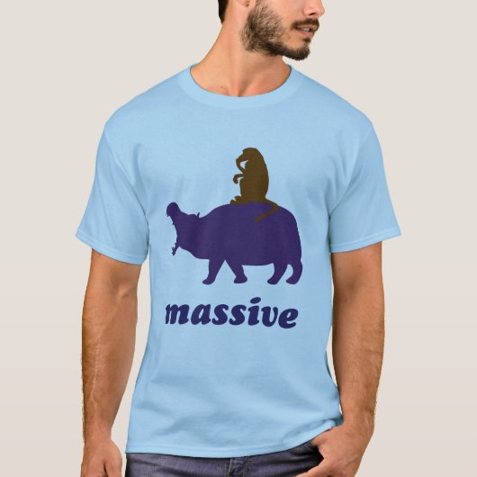 巨大な Tシャツ (正面)