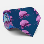 巨大なIsopodによってタイルを張られるタイ ネクタイ (ロール)