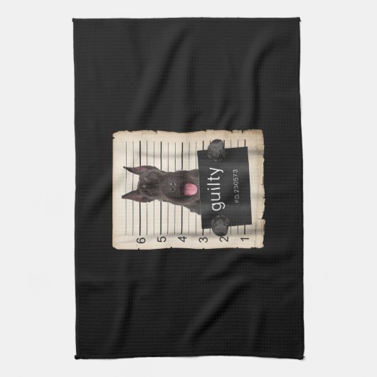 巨大シュナウザー犬のマグショット キッチンタオル (縦)