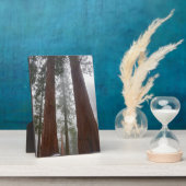 巨大セコイアの下の霧の朝と春の雪 フォトプラーク (側面)