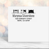 差出人住所の上から覗く3匹の猫 セルフインキングスタンプ