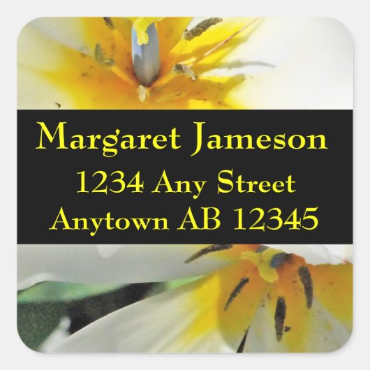 差出人住所ラベルを結婚している白いユリ スクエアシール (正面)