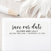 差出人住所ラベル – 日付スクリプトの保存フォント ラベル (インサイチュ)