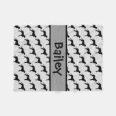 巻きカスタム返し犬のシルエット フリースブランケット (正面(横))