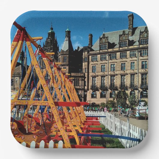 市の中心部でフェア ペーパープレート (正面)