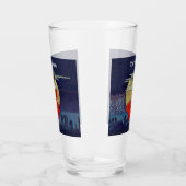 市不気味の上空の女性ライトブルースカイ タンブラーグラス (左)