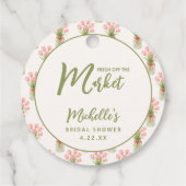 市場から届いたばかりのフレッシュなピンクの花を飾った華やかなブライダルシャワー フェイバータグ (裏面)