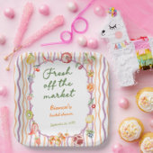 市場から届いたばかりの遊び心あふれるブライズシャワー ペーパープレート (パーティー)