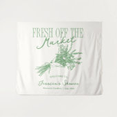 市場から届いたフレッシュなグリーンの結婚前お披露目パーティー タペストリー (正面(横))