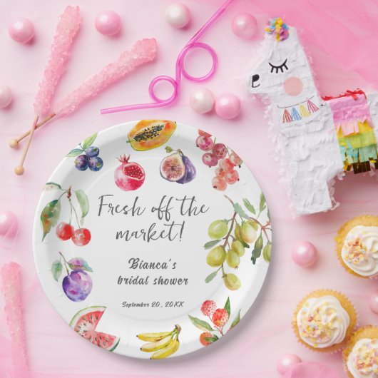 市場から届いたフレッシュなフルーツのウェディングシャワーのご案内 ペーパープレート (パーティー)