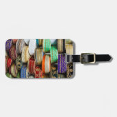 市場でのアラブ帽 ラゲッジタグ (正面横)