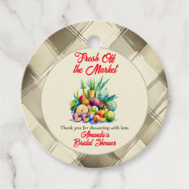 市場の新鮮な果物にインスパレーションを得たナチュラルな結婚式前祝い フェイバータグ