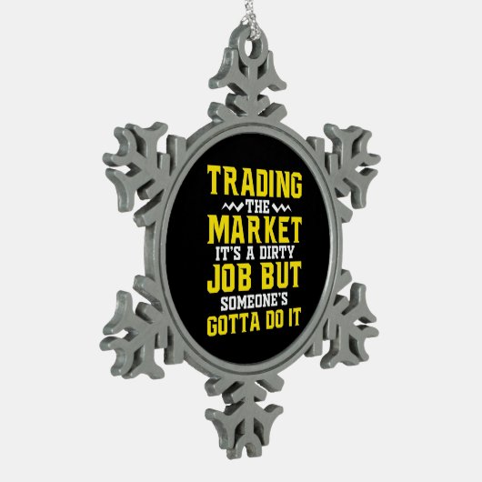 市場を取引する投資家 スノーフレークピューターオーナメント (左)