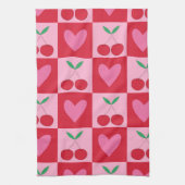 市松模様にさくらんぼとピンクのハートパターン キッチンタオル (縦)