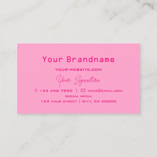 市松模様にピンクと白モダンのロゴ付きスタイリッシュ 名刺 (裏面)