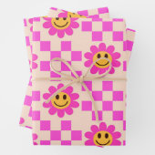 市松模様にピンクの微笑み花 ラッピングペーパーシート (インサイチュ)