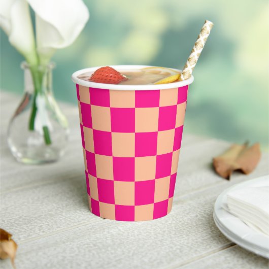 市松模様にピーチホットピンク 紙コップ (インサイチュ)