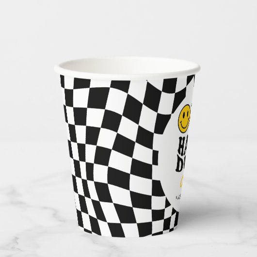市松模様に名門私立校風のスマイルワンハッピードダデ1歳の誕生日 紙コップ (正面)