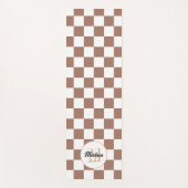 市松模様に茶の茶色の白レトロモノグラム ヨガマット (正面)