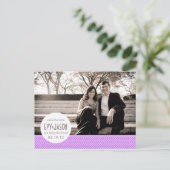 市松模様に+ドット – 日カスタム付を保存 – ラベンダー 案内ポストカード (スタンド正面)