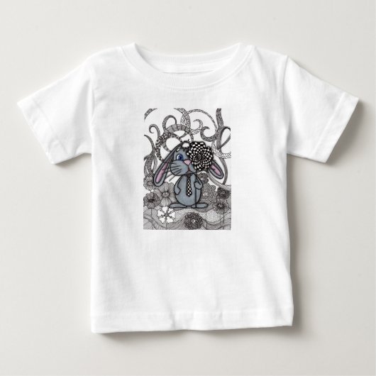 市松模様の花を持つかわいいウサギの子供服デザイン ベビーTシャツ (正面)
