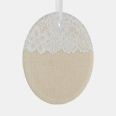 布の上に白いレースデザイン。 ガラスオーナメント (正面右)