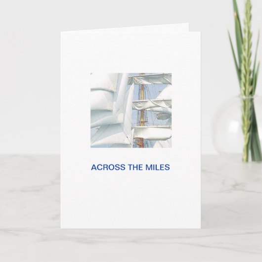 帆の下にある背の高い船 カード (正面)