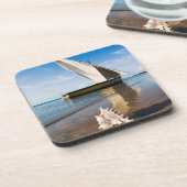 帆ボートは|モザンビークのBenguerraロッジを殻から取り出し、 コースター (左側)