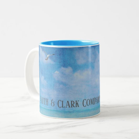 帆船とカモメの名の付いた灯台 ツートーンマグカップ (正面左)