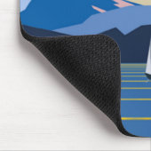 帆船と山の写真 マウスパッド (コーナー)