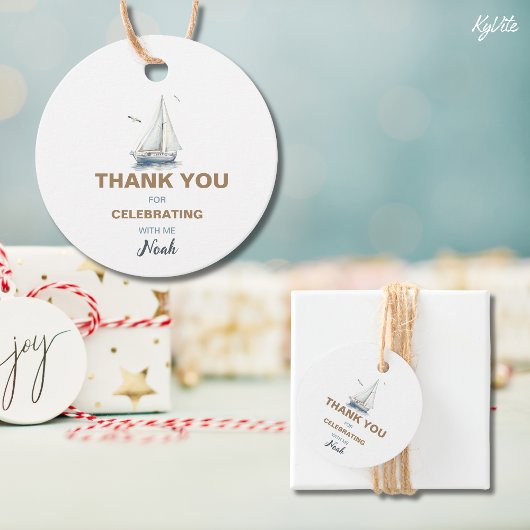帆船サークルの上に帆を支持ありがとうラベル フェイバータグ