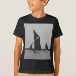 帆船バージのリマインダー Tシャツ