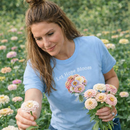 希望が花開くスカイブルーの花束のインスピレーション Tシャツ