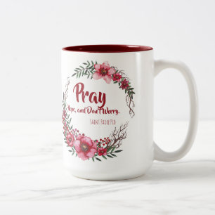 希望を心配しませんSt. Padre PIOの花を祈って下さい ツートーンマグカップ
