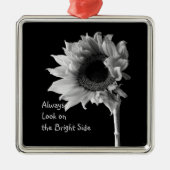 "常に明るい側を見る"フローラポートレート メタルオーナメント (正面)