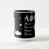 常に気を取られ希望を持つドリーマーADHDマグカップ ツートーンマグカップ (中央)