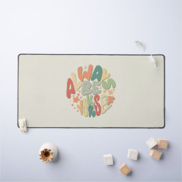 常に自分でいよう – 秋感動的 デスクマット