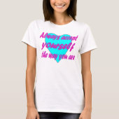 常に自分のプラスサイズrを受け入れる tシャツ (正面)