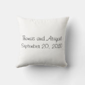 常パーソナライズされたにキス私グッドナイト結婚のThr クッション (裏面)