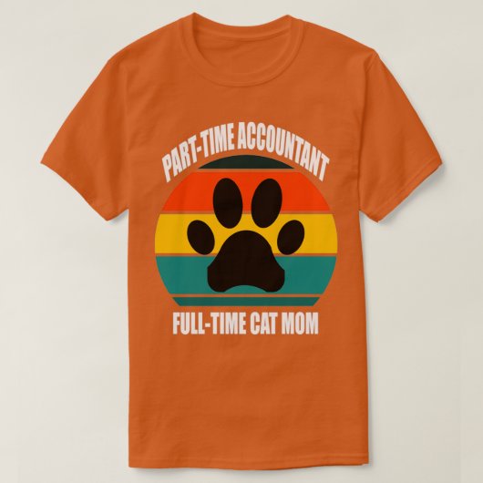 常勤の会計士さん猫ママ Tシャツ (デザイン正面)