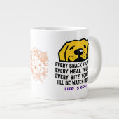 常時監視マグカップ - ドッグスナックパトロールデューティー ジャンボコーヒーマグカップ (正面右)