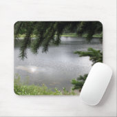 常緑の大枝によって組み立てられる銀製湖 マウスパッド (マウス)