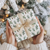 常緑の松の枝と松ぼっくり クリスマス ラッピングペーパー