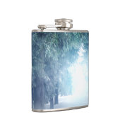 常緑樹にオオカミを使った冬の雪 フラスク (右)