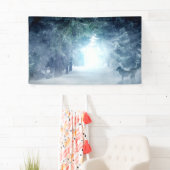 常緑樹にオオカミを使った冬の雪 横断幕 (インサイチュ)