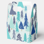 常緑樹林の青いクリスマスツリー フェイバーボックス (オープン)