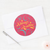 常読に |鮮やかなピンクのブルーイエローと渦巻き ラウンドシール (封筒)