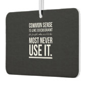 常識は消臭剤のようなものだ カーエアーフレッシュナー (左)