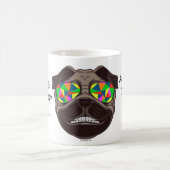 "常連"のカッコいいがあり、それからパグのカッコいいがあります コーヒーマグカップ (中央)