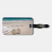 帽子およびビーチサンダルの荷物のラベルが付いている熱帯ビーチ ラゲッジタグ (裏面横)